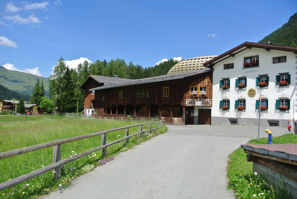 Pension Hof Zur Stilli Davos Exterior photo